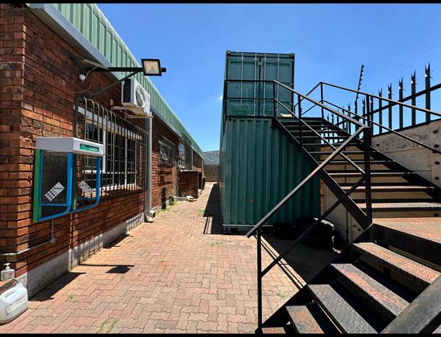 800M² WAREHOUSE SOLD IN ROBERTVILLE